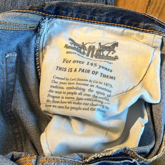 Levi's 550 Men's Jeans Relaxed Fit Size 40Wx38L - Picture 7 of 10